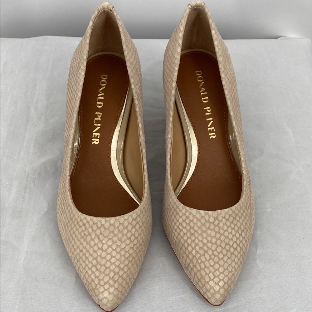Donald J. Pliner Beige Snake Print Women's Shoes Size 5